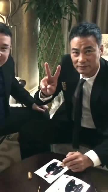 吃瓜娱乐圈华哥是谁,揭秘娱乐圈“吃瓜群众”热议的华哥身份之谜